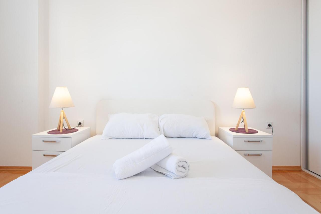 Urban Hostel & Apartments スコピエ エクステリア 写真