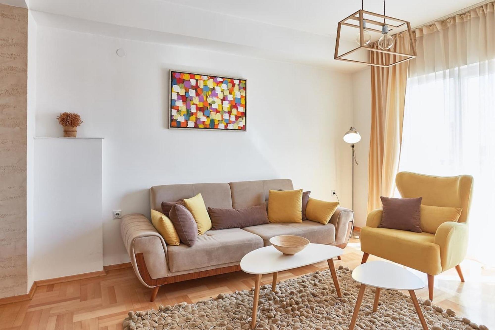Urban Hostel & Apartments スコピエ エクステリア 写真