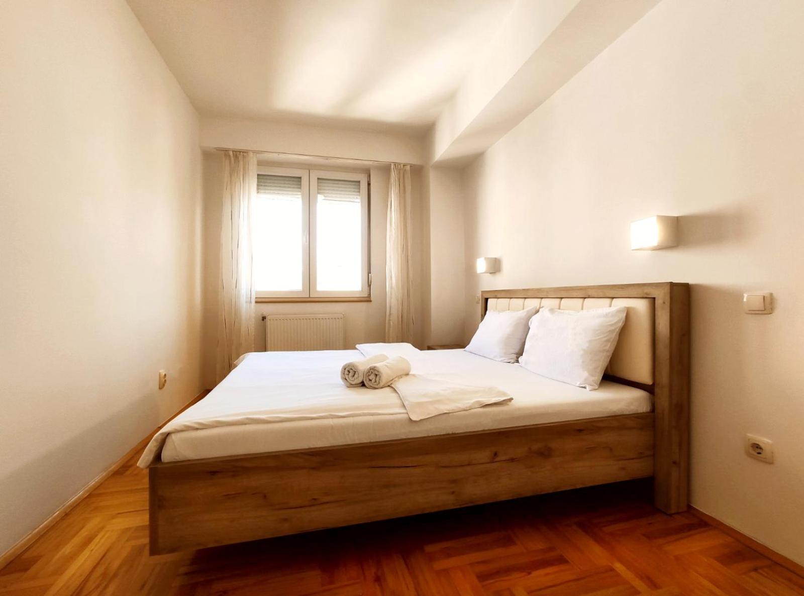 Urban Hostel & Apartments スコピエ 部屋 写真