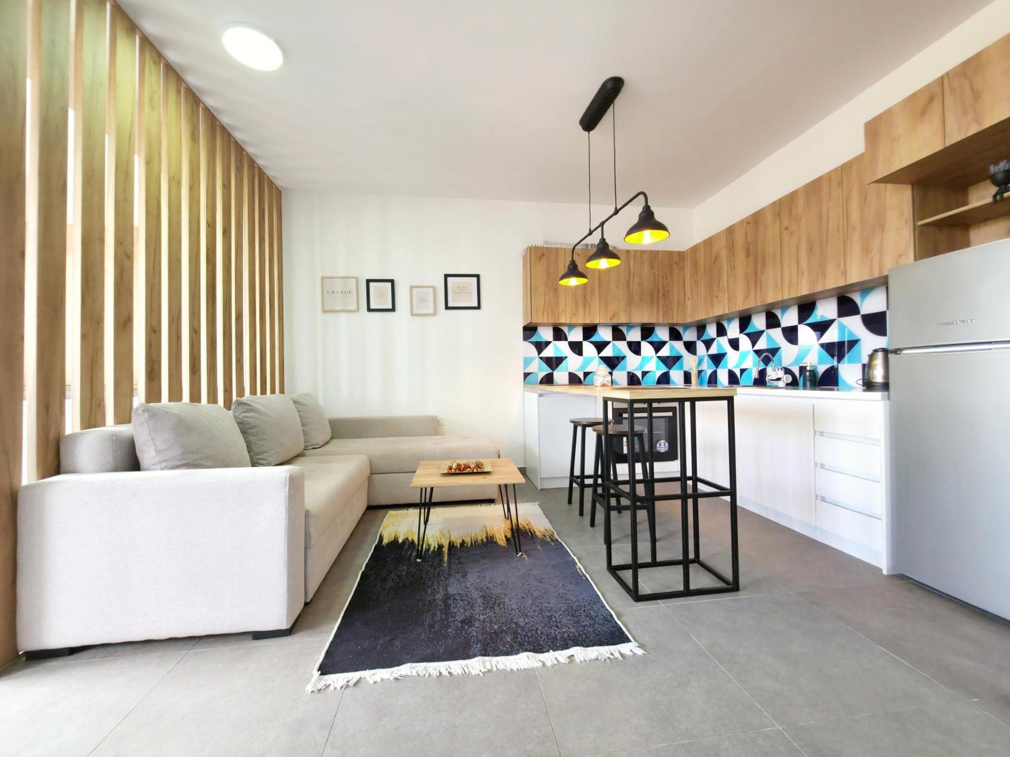 Urban Hostel & Apartments スコピエ エクステリア 写真
