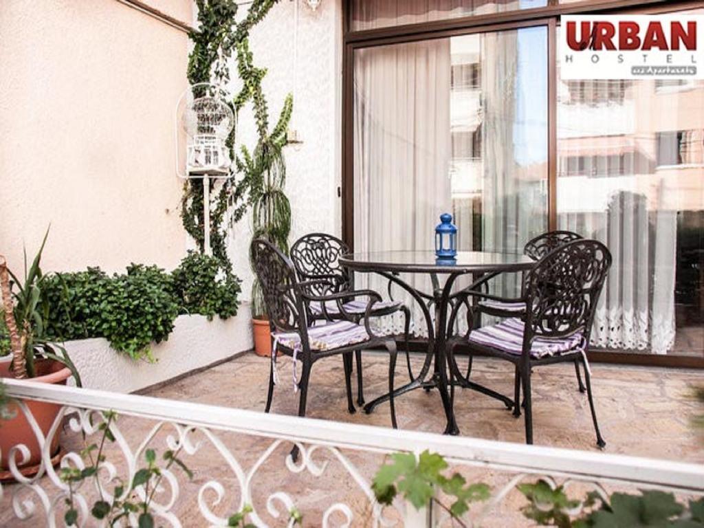 Urban Hostel & Apartments スコピエ エクステリア 写真